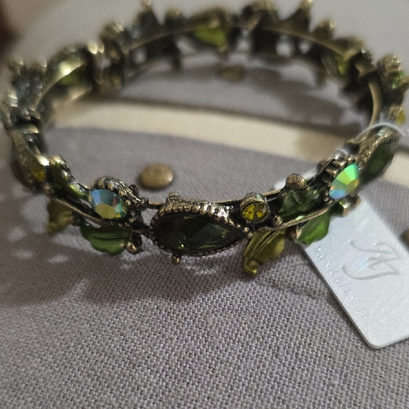 Floral Forest Fairy Bracelet - Picture 3 of 6